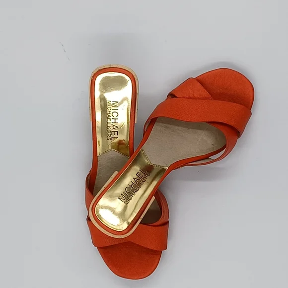 Michael Kors Amelie Sandals - Picture 5 of 9